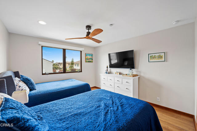 MLS #V1-33032 image #48