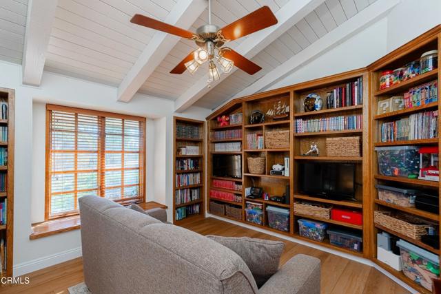 MLS #V1-33041 image #15