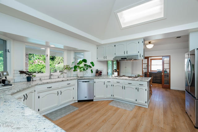 MLS #V1-33041 image #19