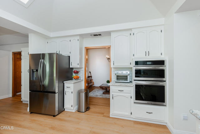 MLS #V1-33041 image #21