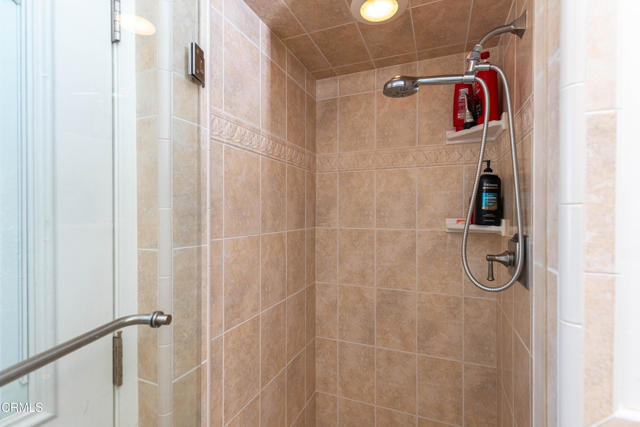 MLS #V1-33041 image #39