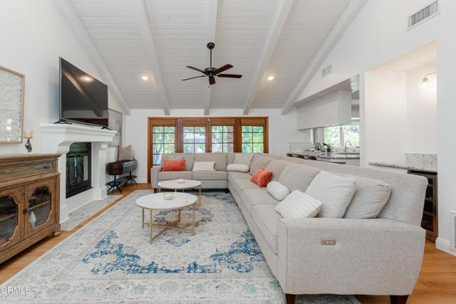 MLS #V1-33041 image #6