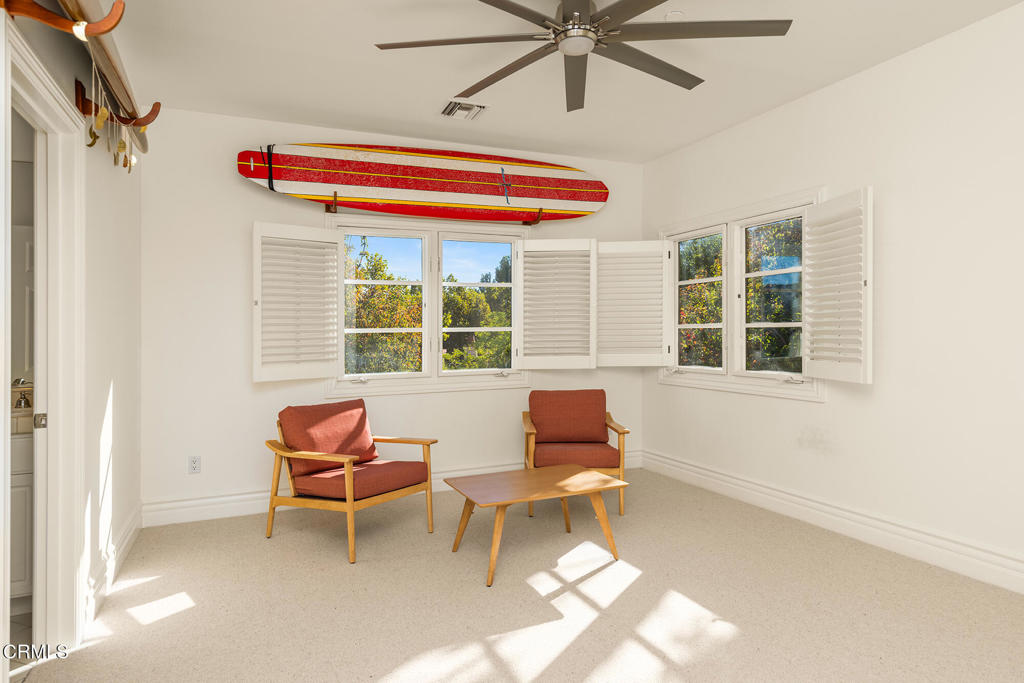 MLS #V1-33043 image #13