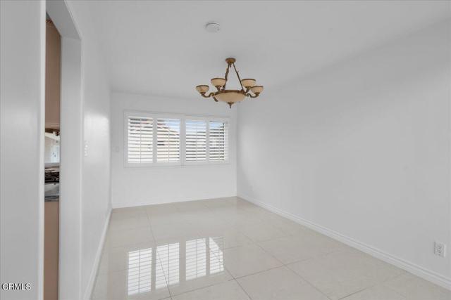 MLS #V1-33047 img 41