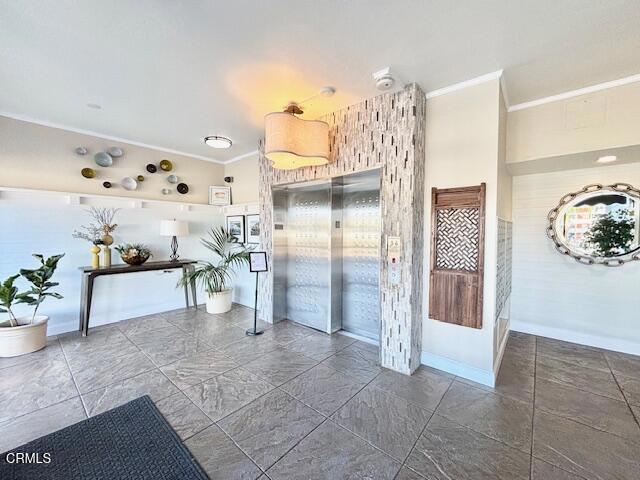 MLS #V1-33056 image #2