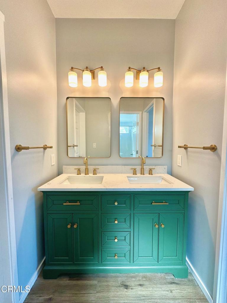 MLS #V1-33060 image #10