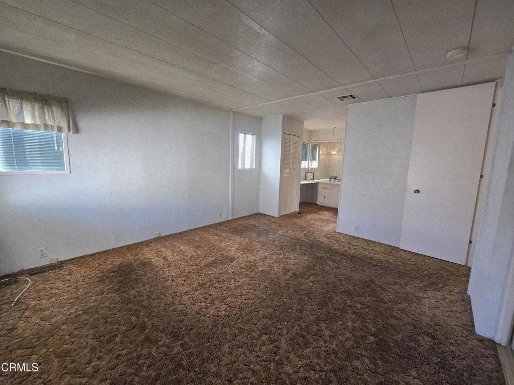 MLS #V1-33067 image #22