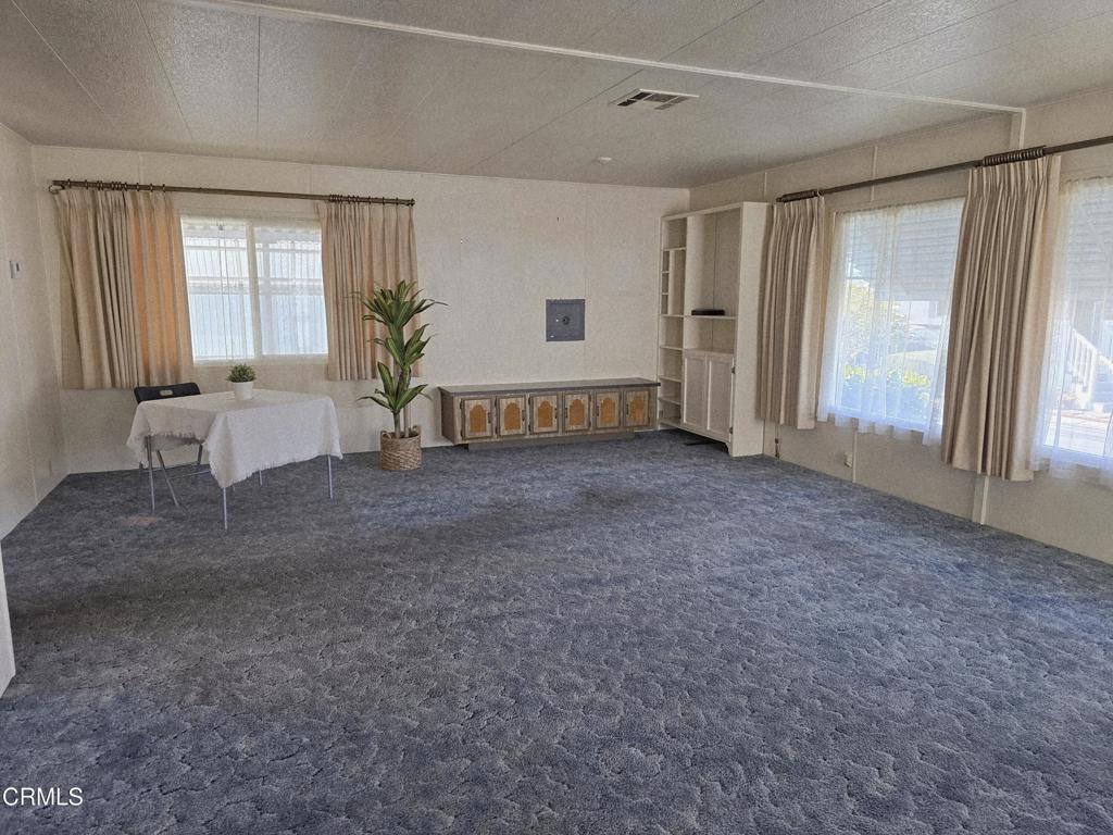 MLS #V1-33067 image #7