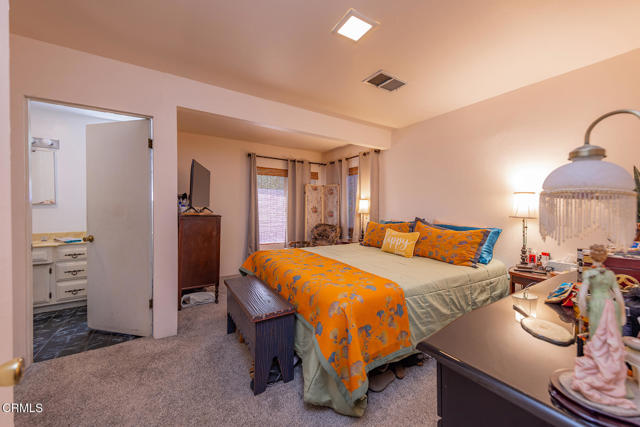 MLS #V1-33069 image #19