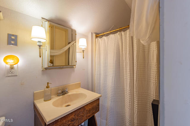 MLS #V1-33069 image #29