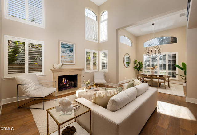 MLS #V1-33075 image #2