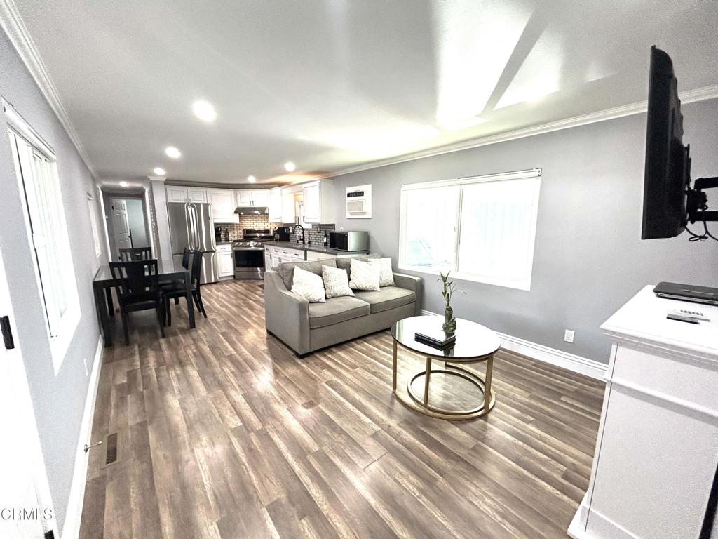 MLS #V1-33084 image #5