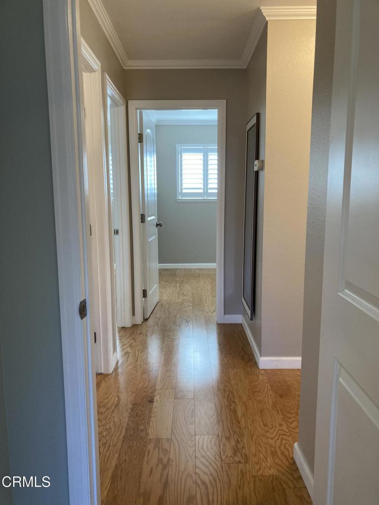 MLS #V1-33091 image #9