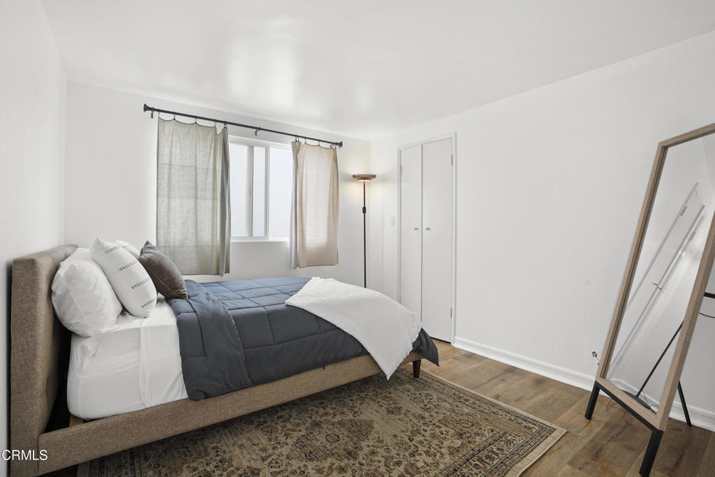 MLS #V1-33094 image #14