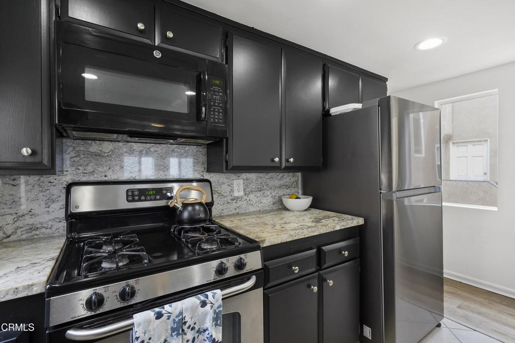 MLS #V1-33094 image #21