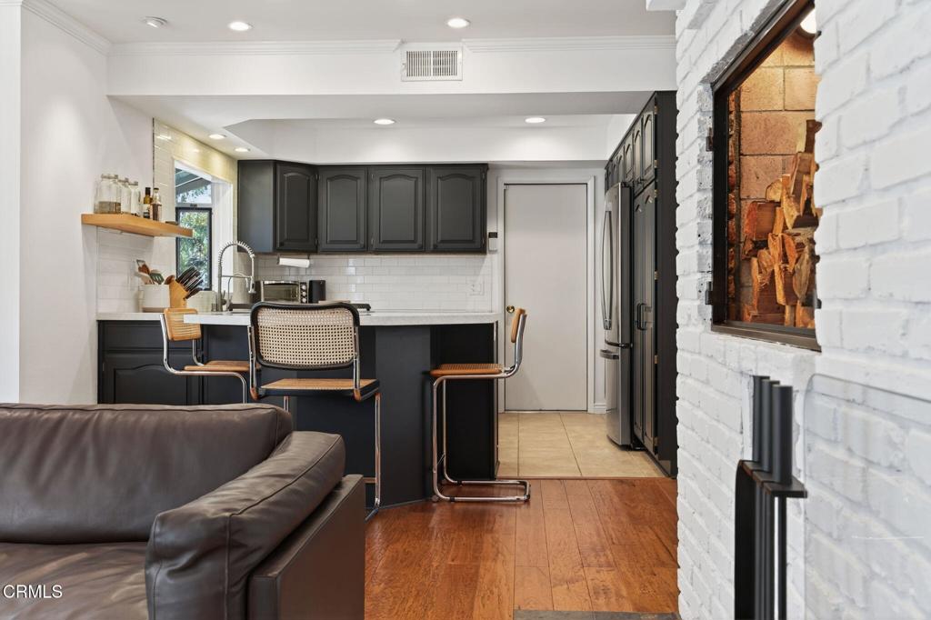 MLS #V1-33095 image #13