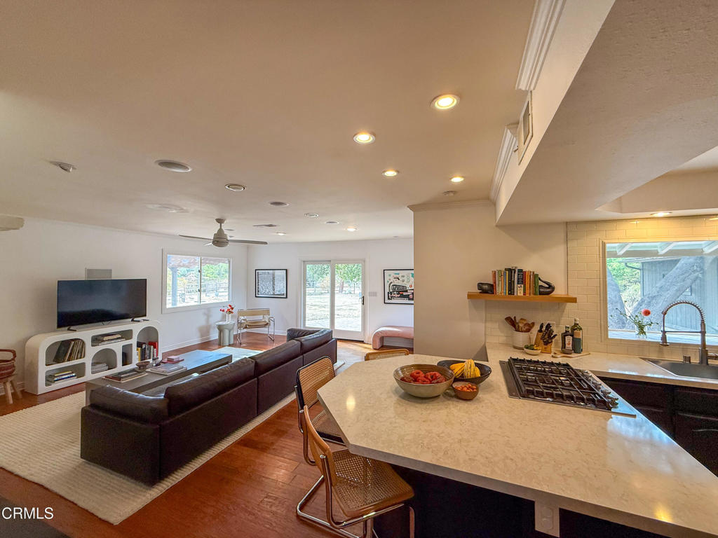 MLS #V1-33095 image #16