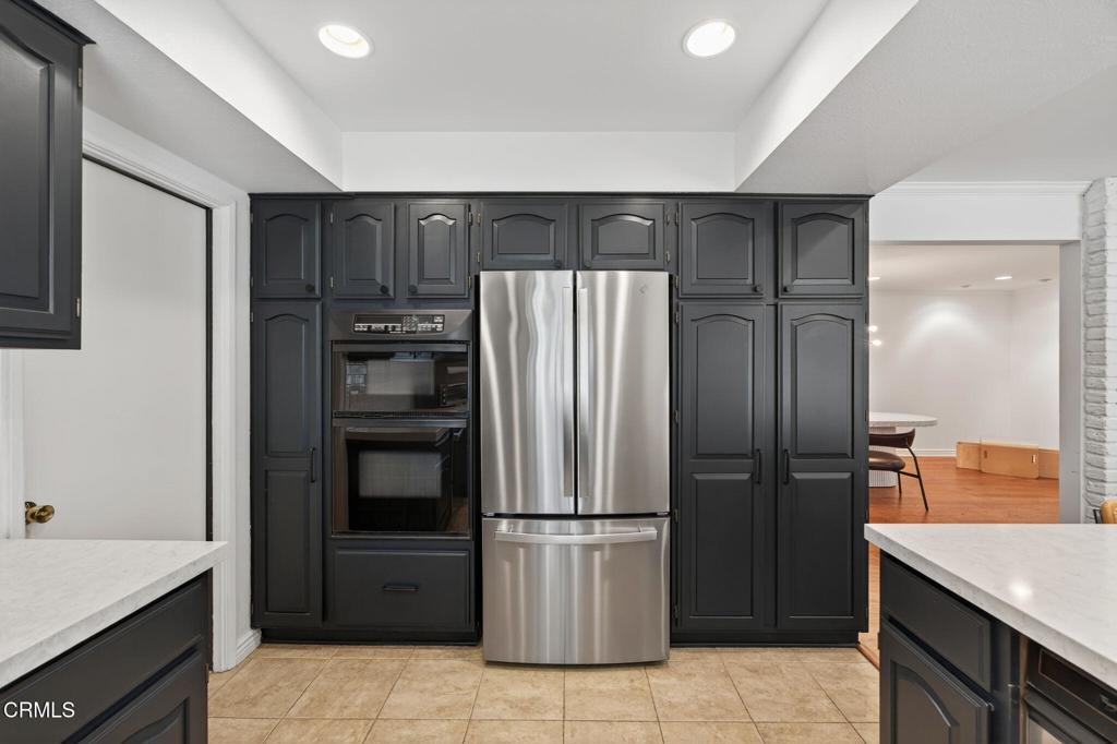 MLS #V1-33095 image #23