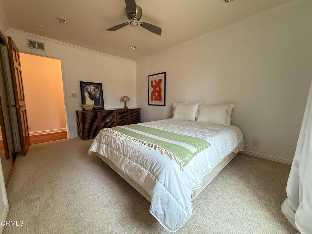 MLS #V1-33095 image #38