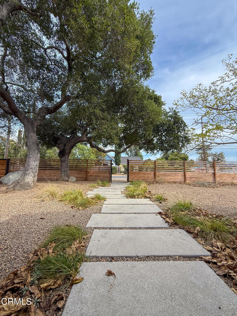 MLS #V1-33095 image #4