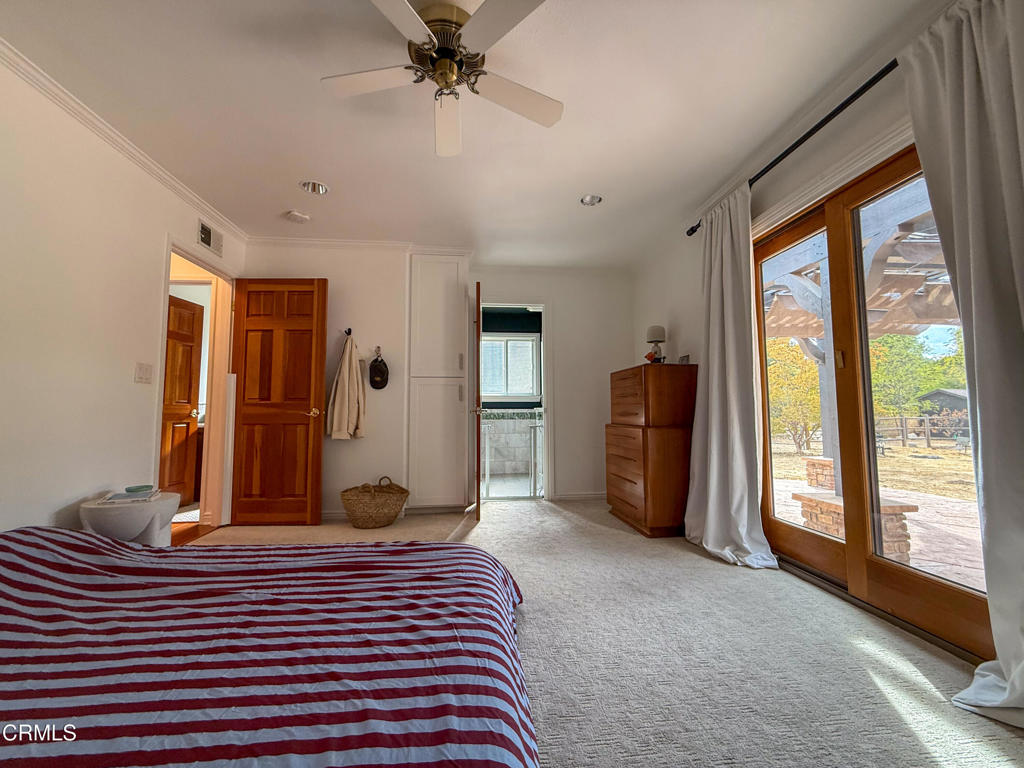 MLS #V1-33095 image #43