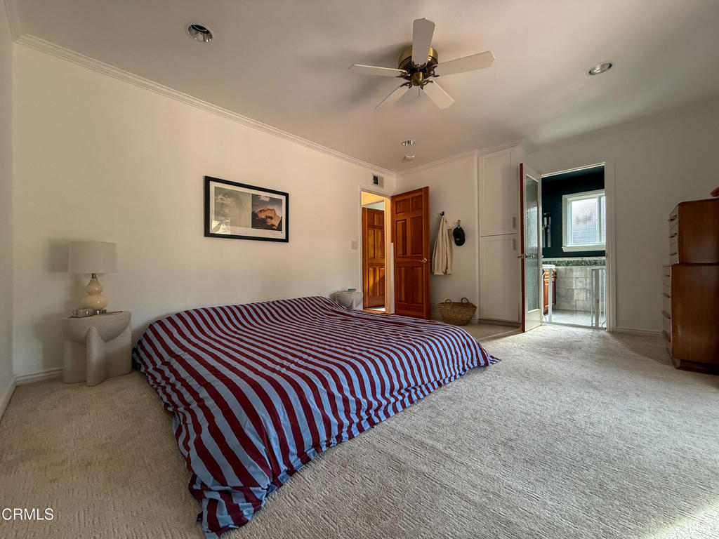 MLS #V1-33095 image #44