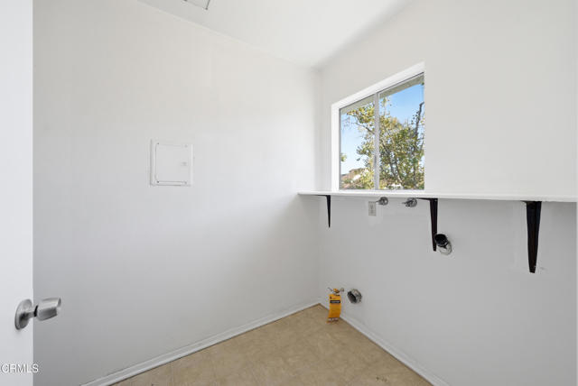 MLS #V1-33098 image #16