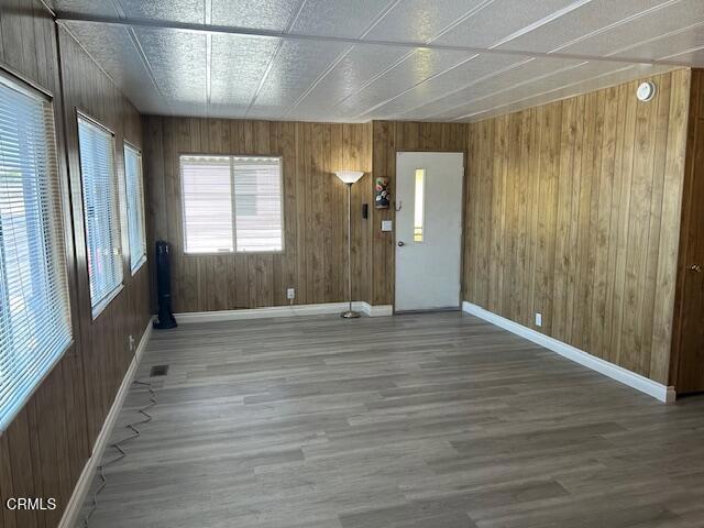 MLS #V1-33103 image #2