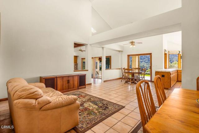 MLS #V1-33105 image #22