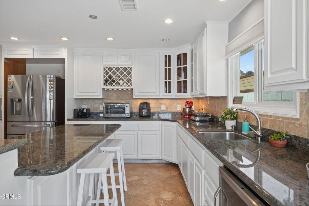 MLS #V1-33119 image #15