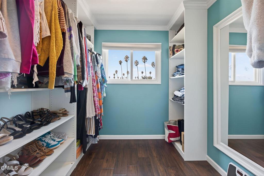 MLS #V1-33119 image #18