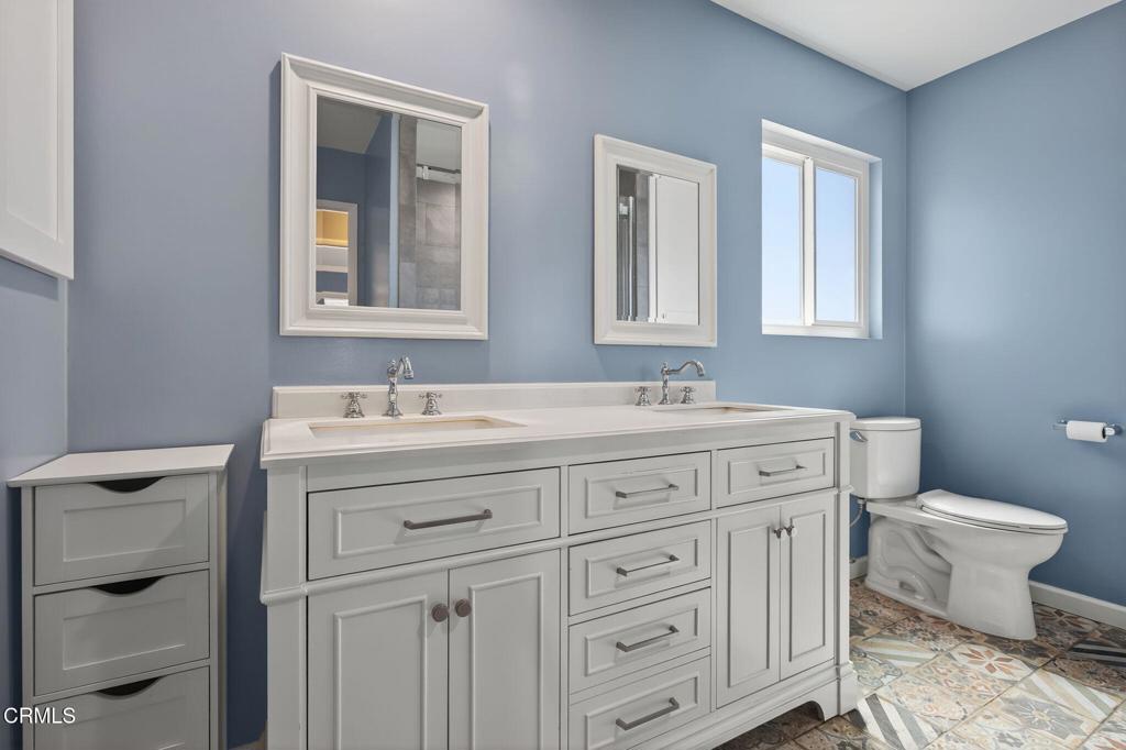 MLS #V1-33119 image #25