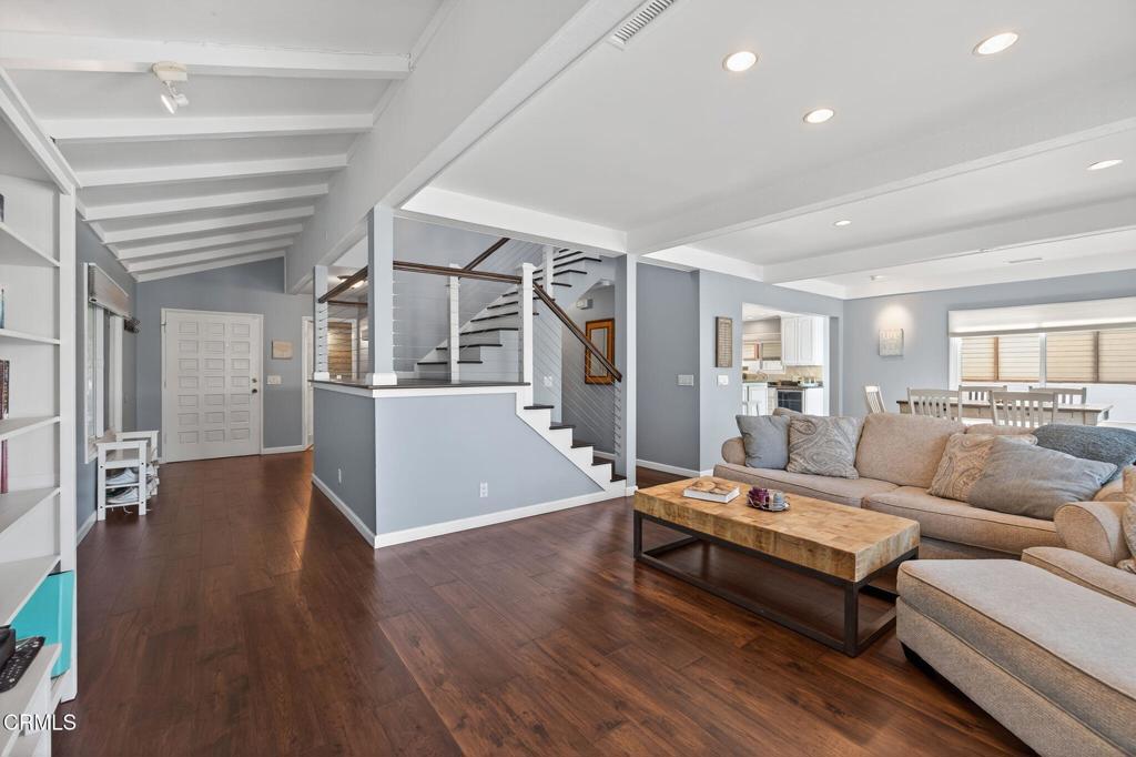 MLS #V1-33119 image #7