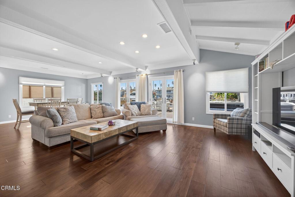 MLS #V1-33119 image #8