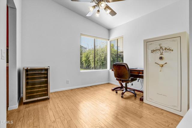 MLS #V1-33122 image #14