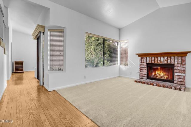 MLS #V1-33122 image #6