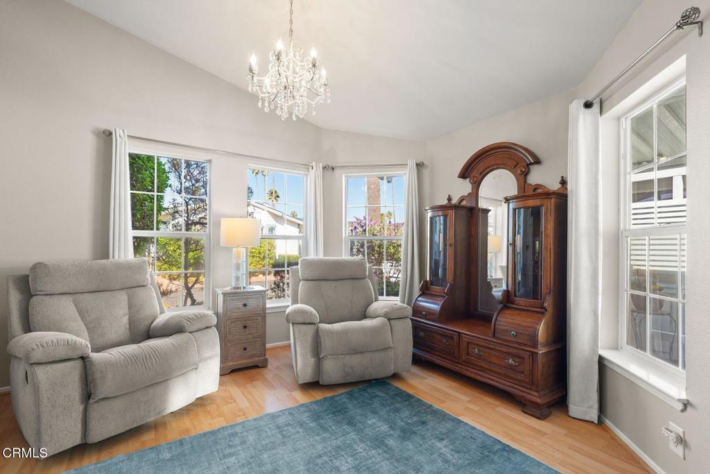 MLS #V1-33124 image #10