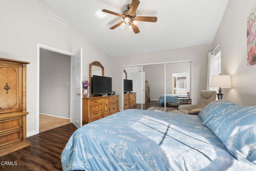 MLS #V1-33124 image #19