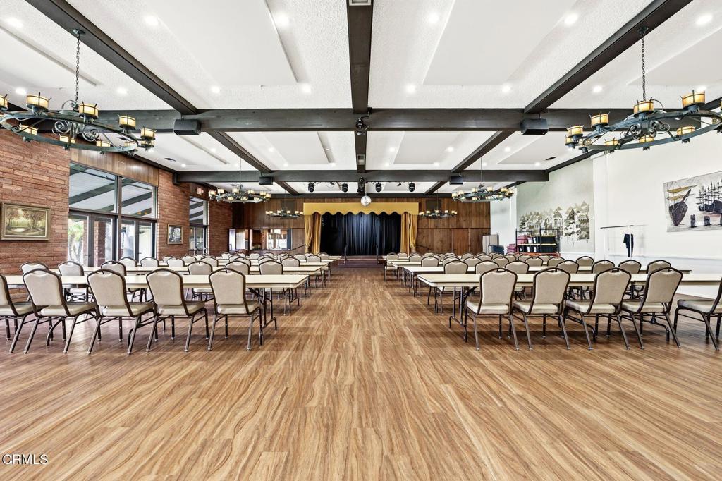 MLS #V1-33124 image #37