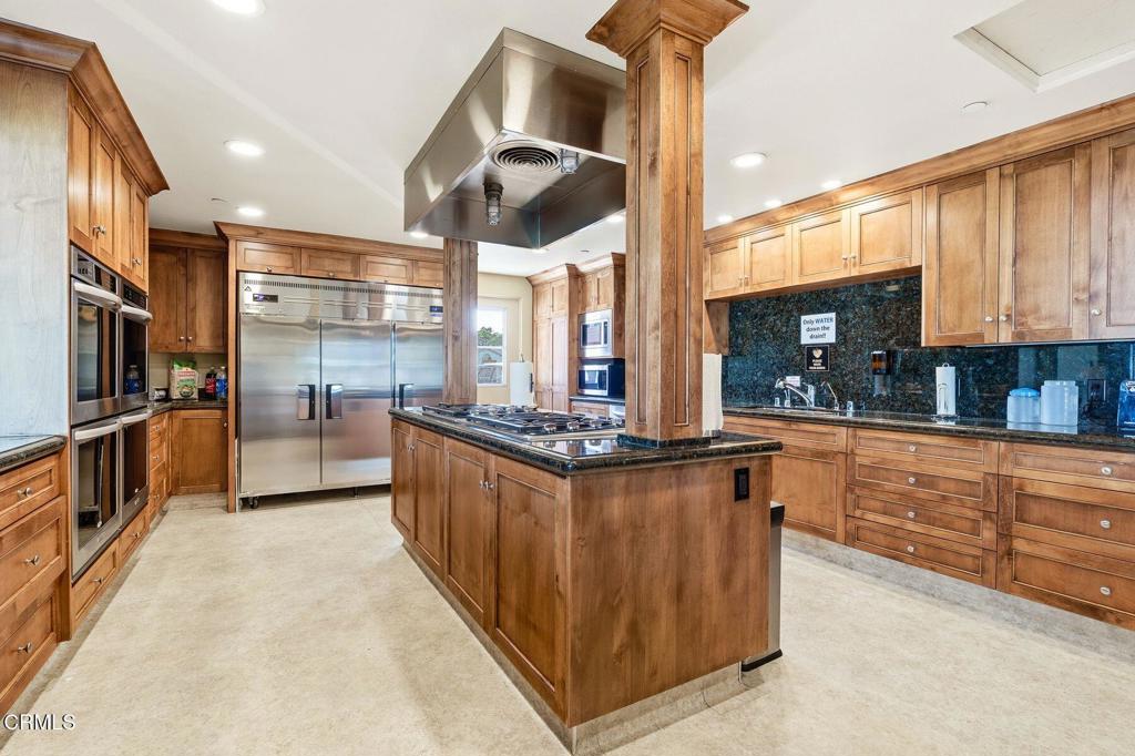 MLS #V1-33124 image #40