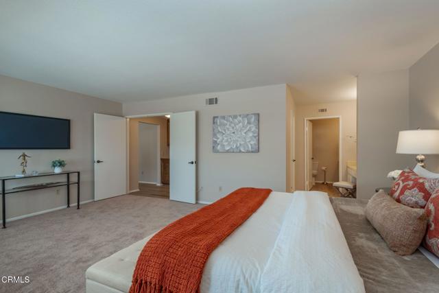 MLS #V1-33125 image #17