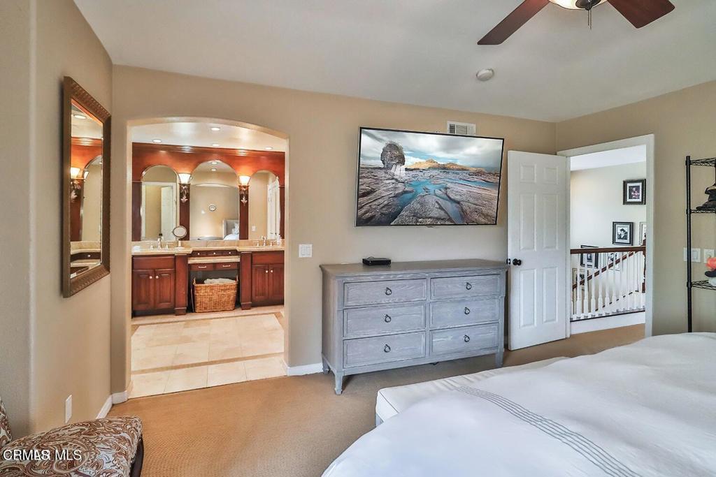 MLS #V1-33133 image #19