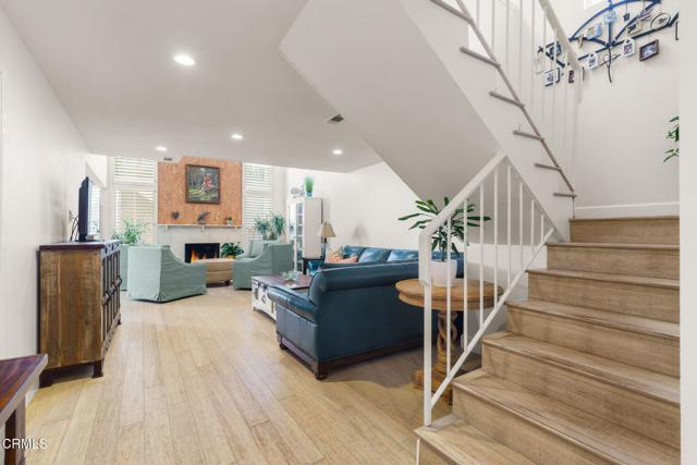 MLS #V1-33134 image #5