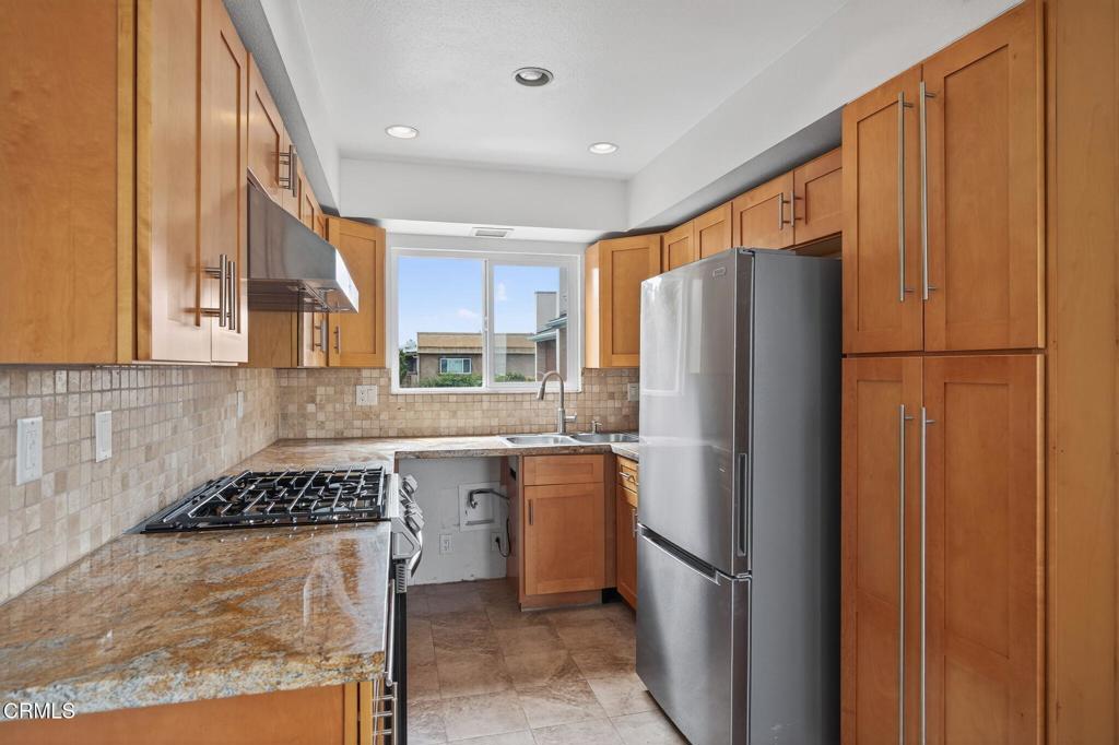 MLS #V1-33135 image #2