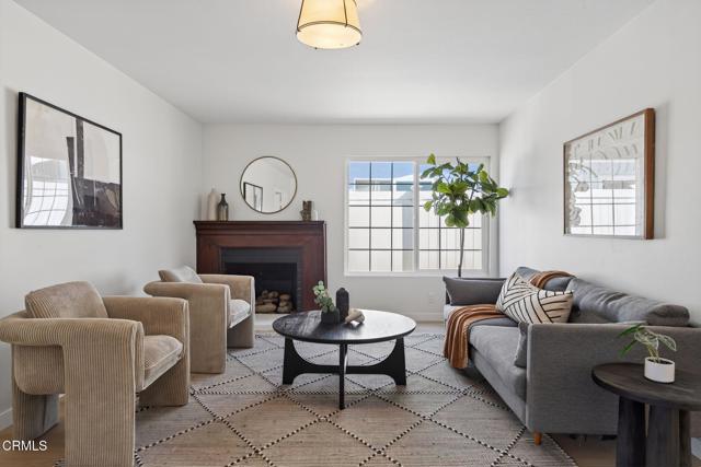 MLS #V1-33136 image #3