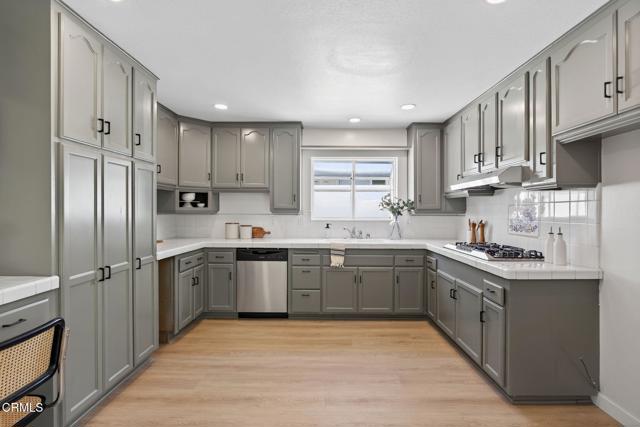 MLS #V1-33136 image #7