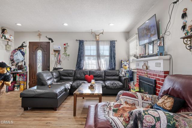 MLS #V1-33139 image #4