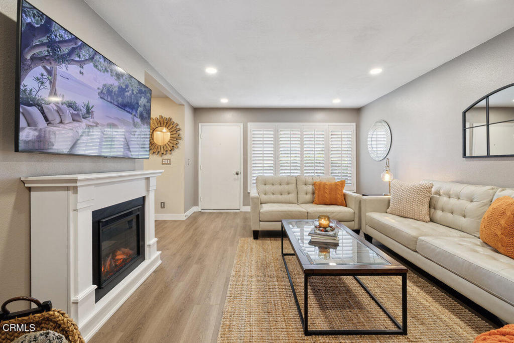 MLS #V1-33140 image #7