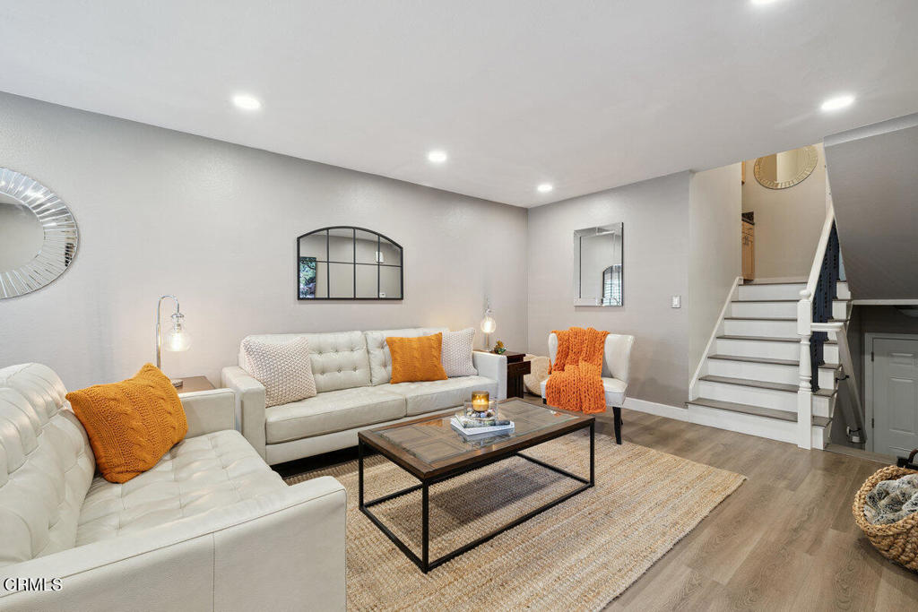 MLS #V1-33140 image #8