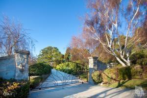 MLS #V1-33142 image #17